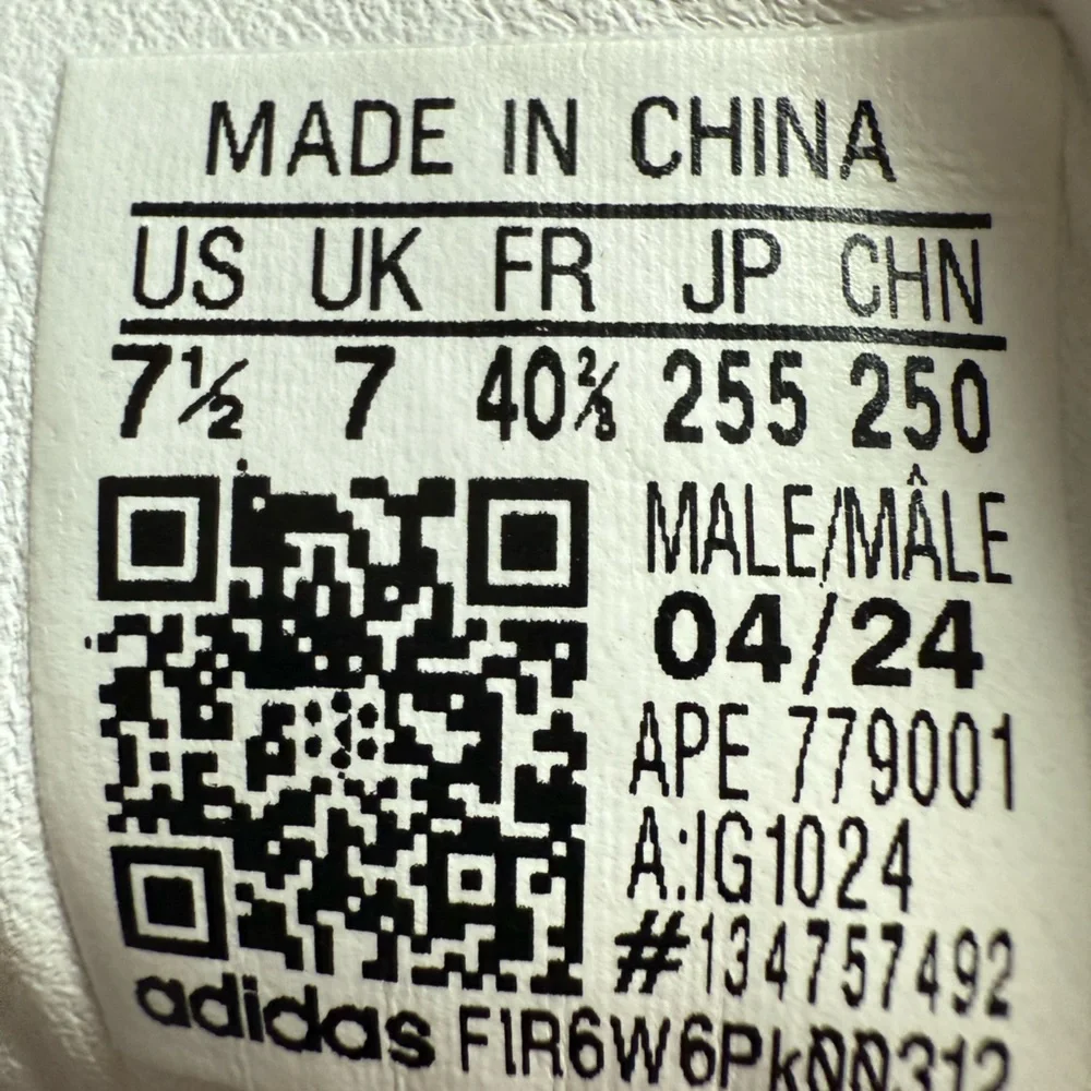 UNISEX Adidas Samba OG - Size 7.5 Men’s/Size 8.5 Women’s - Picture 8 of 8